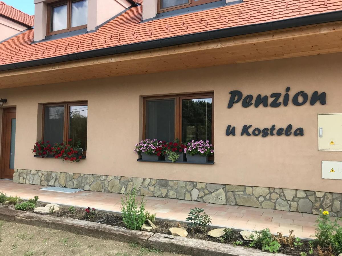 Penzion U Kostela Kuzelov Buitenkant foto