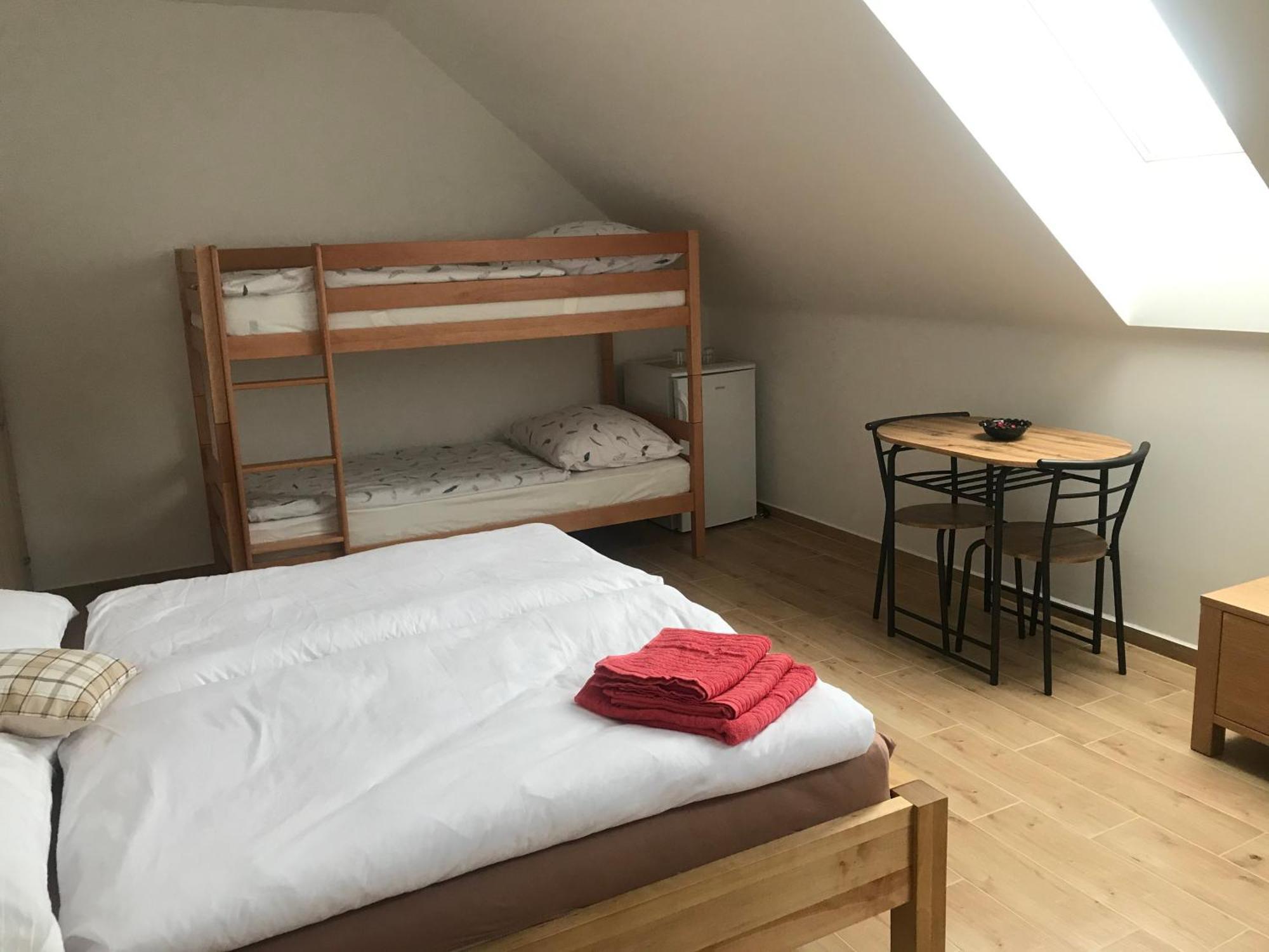 Penzion U Kostela Kuzelov Buitenkant foto